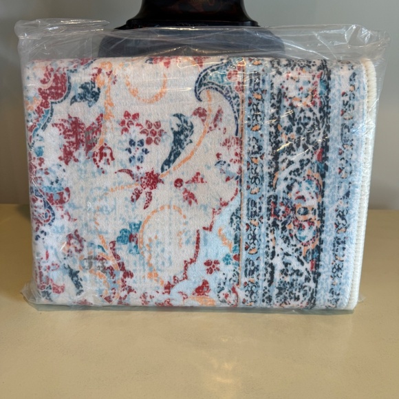 Runner Rug - 2x6 - Picture 2 of 2